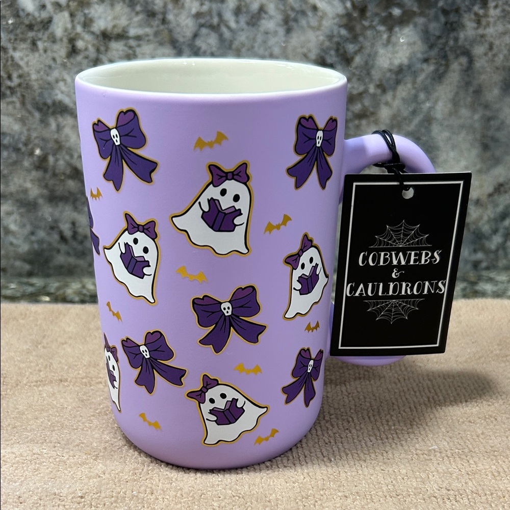 NWT Cobwebs & Cauldrons Ghost Reading Book Halloween Mug